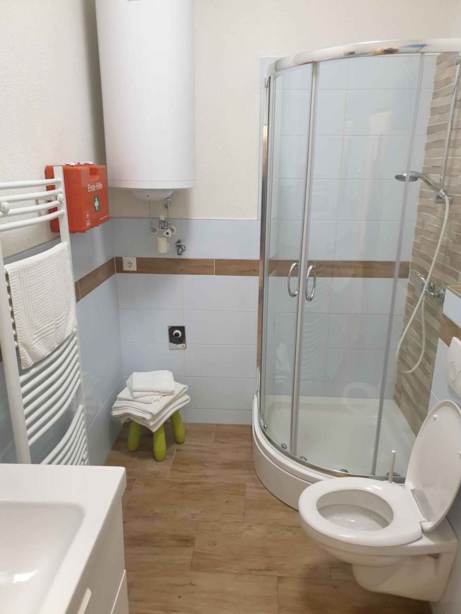 Pernegg an der Mur Apartment & Zimmer Hofacker מראה חיצוני תמונה